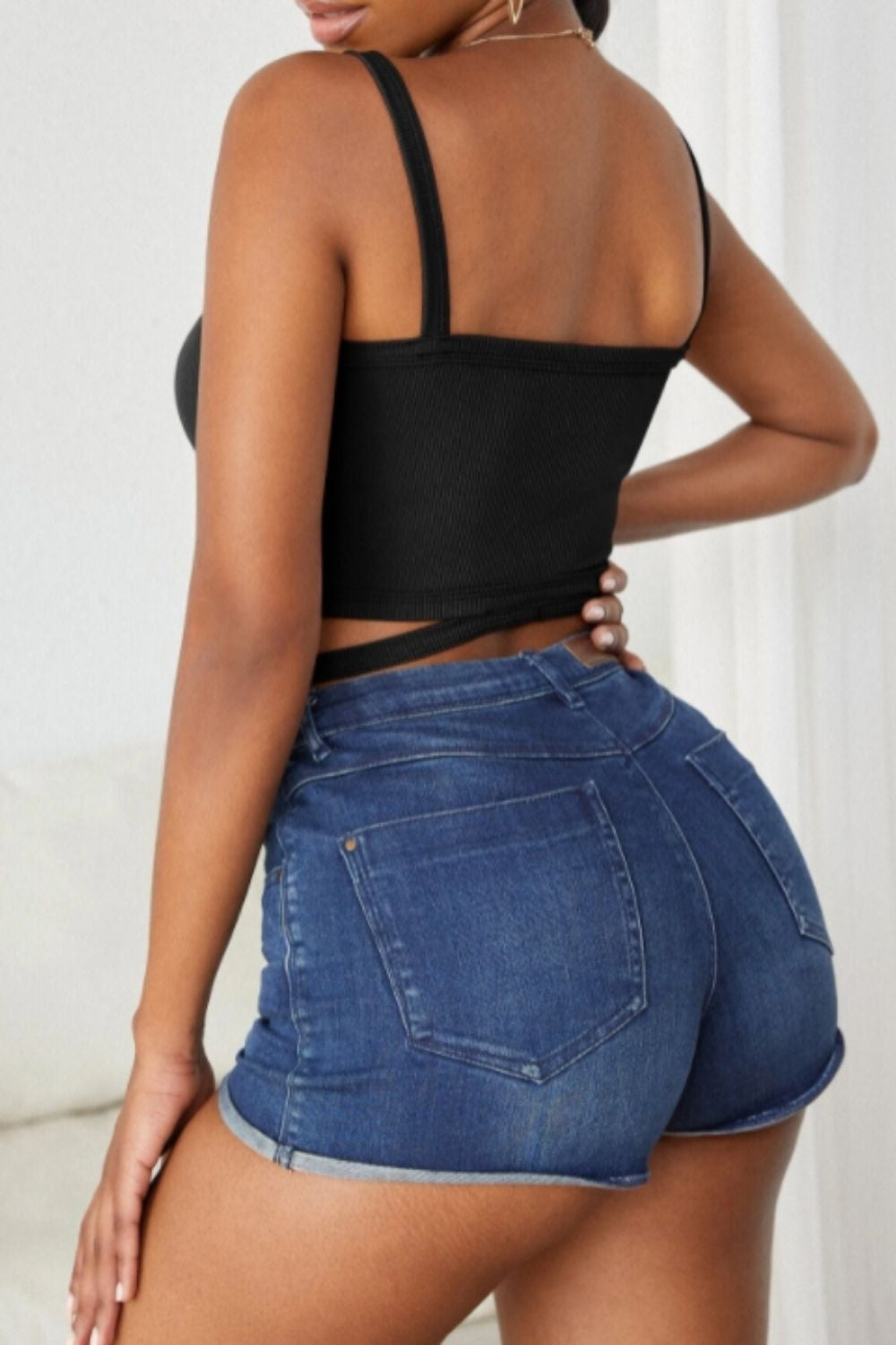 Cut-Out V Neck Crop Top