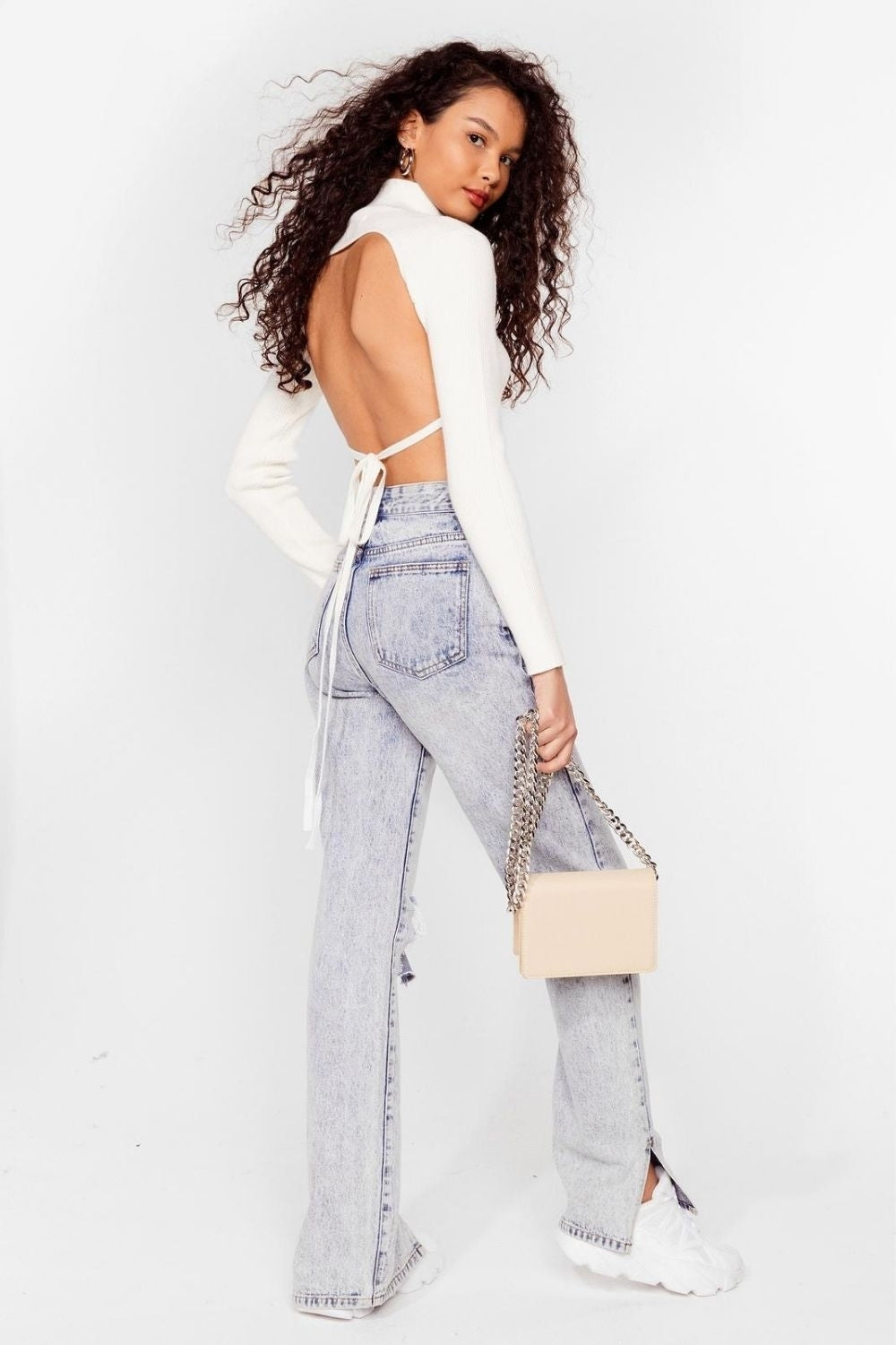 Open Tie Back Knitted
Turtleneck Top