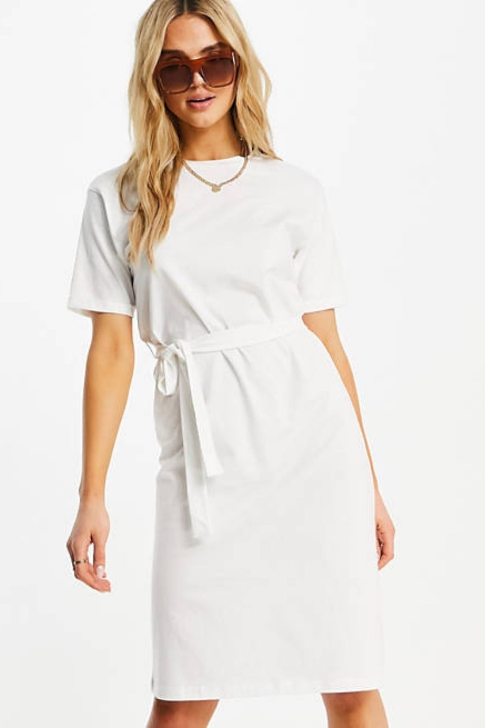 T-Shirt Midi Dress With Belted Waist In White – Styched Fashion