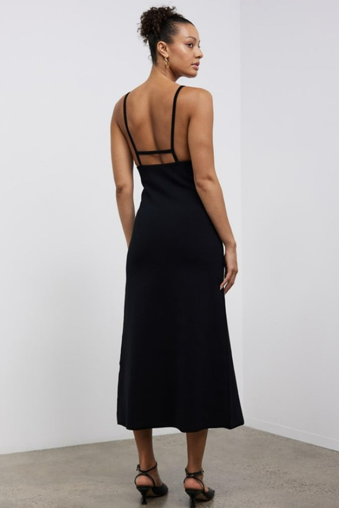 Yongin Black Dress