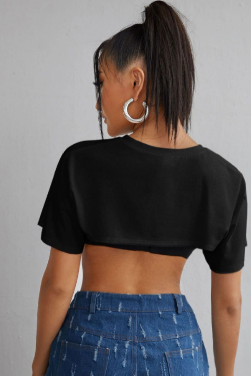 Boxy super crop top without bra