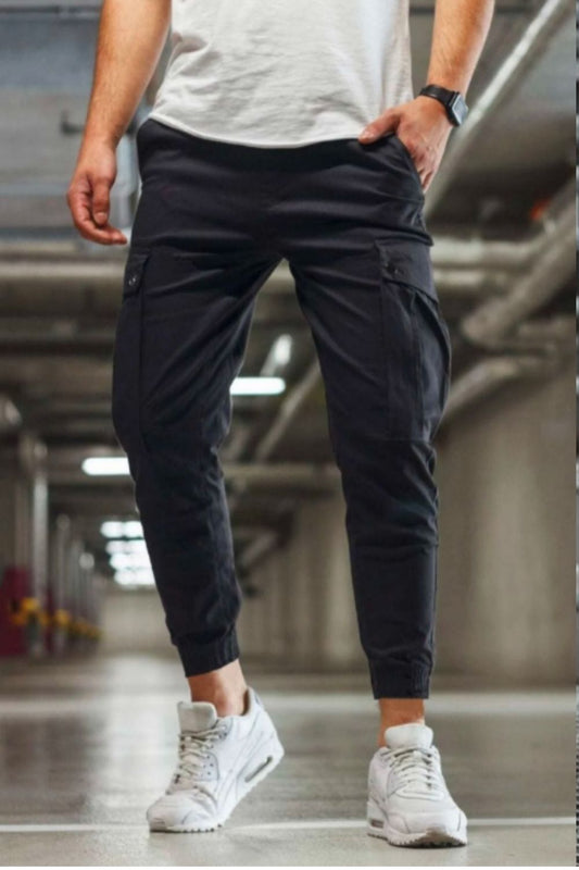 Flap Pocket Solid Trousers