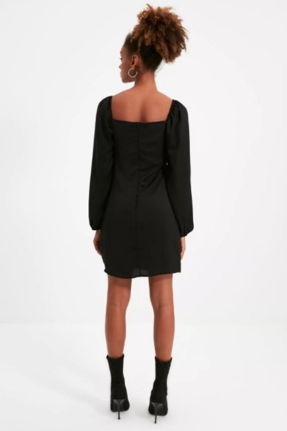Hey Square Neckline Full Sleeve Black Dress – Styched Fashion
