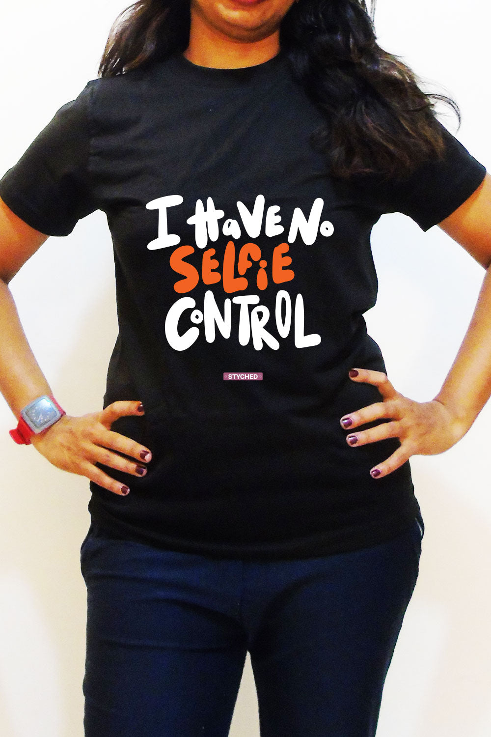I have no selfie control - Quirky Graphic T-Shirt Black Color